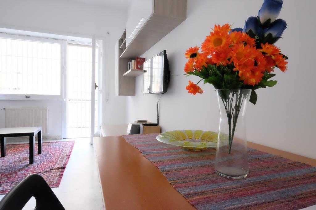 Appartamento Ostia Enjoy Εξωτερικό φωτογραφία